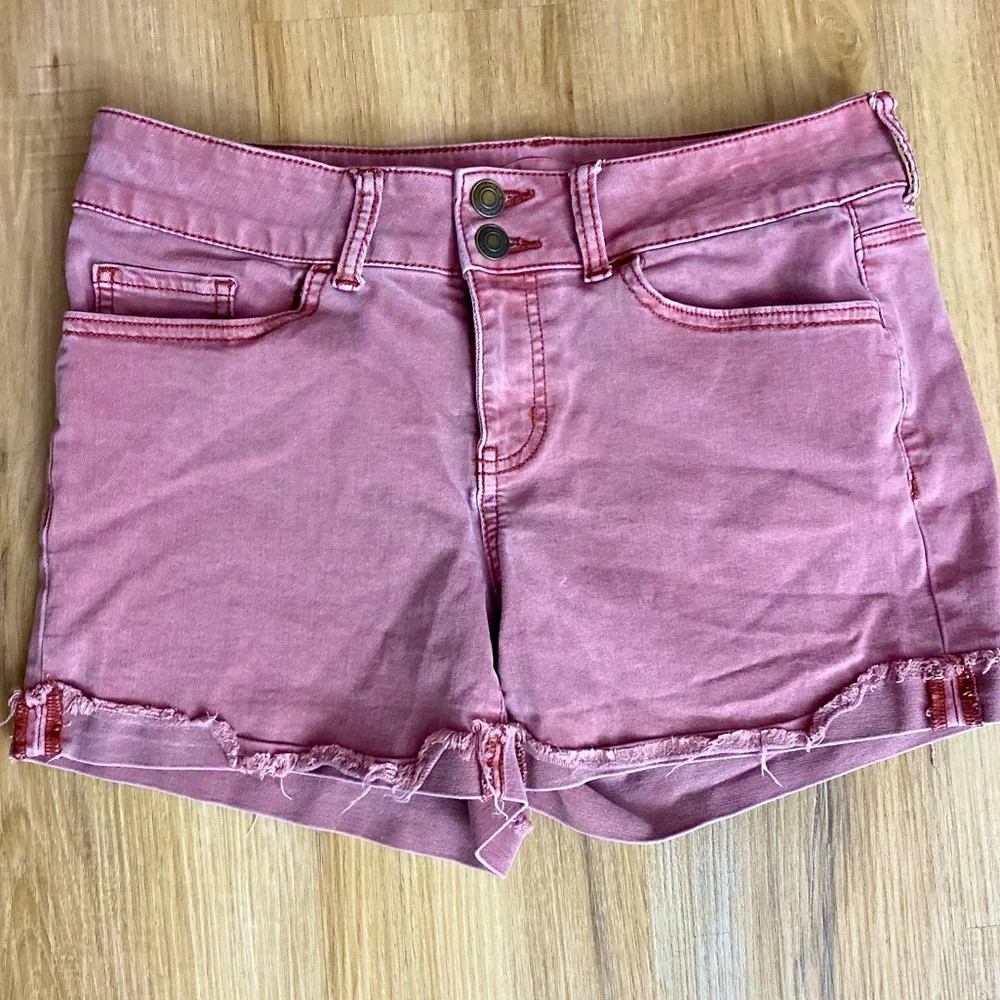 ❤️🙌SO! Raspberry Pink Favorite Midi Rise Denim Cropped Shorts - Picture 1 of 7